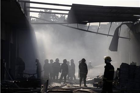DEATH TOLL FROM CHINESE EXPLOSION RISES TO 7