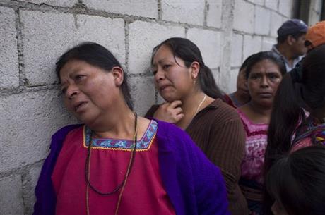 GUNMEN KILL 11, WOUND 18 IN POOR GUATEMALA TOWN