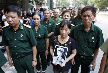 VIETNAM SEES MASSIVE PUBLIC MOURNING FOR WAR HERO