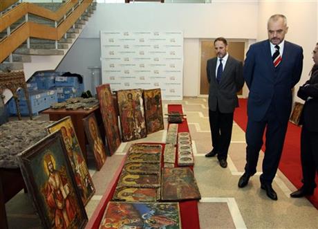 ALBANIA: HUNDREDS OF LOOTED ICONS RECOVERED
