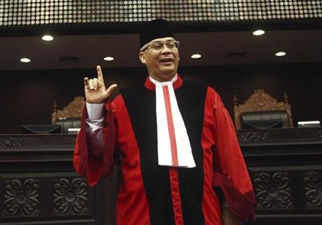 TOP INDONESIA JUDGE ARRESTED ON SUSPICION OF GRAFT