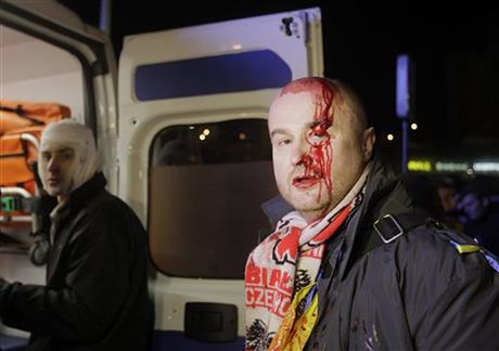 POLICE FORCEFULLY BREAK UP DEMONSTRATION IN KIEV