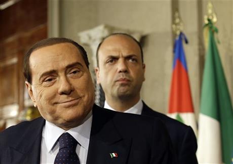 Berlusconi invites former allies into alliance