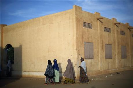 EU calls for higher turnout in Mali runoff vote