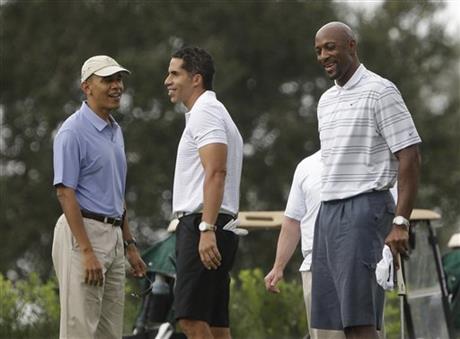 Obama, former NBA star golf at ‘Caddyshack’ course