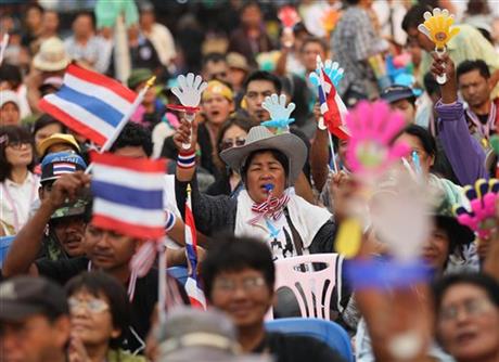 Thai leader issues plea to end protests