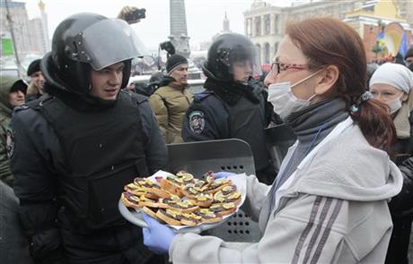 RIOT POLICE DEPLOY NEAR PROTEST SITES IN KIEV