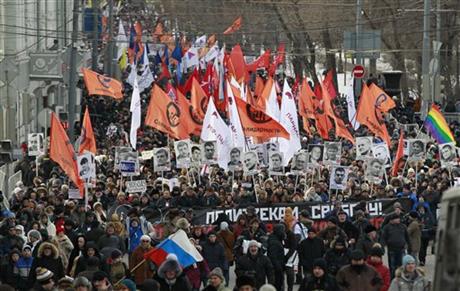 THOUSANDS OF ANTI-PUTIN PROTESTERS MARCH IN MOSCOW