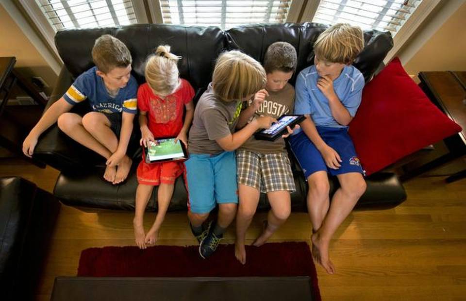 As more mobile computers pour into schools, some parents express concerns