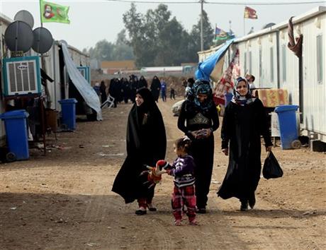 Displaced Iraqis get different levels of aid