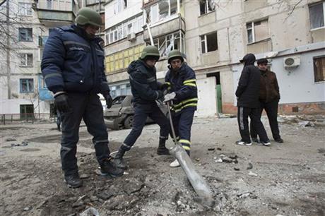 Ukraine: Phone calls prove rebels attacked city, killed 30