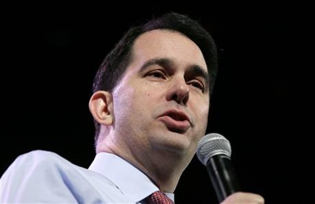 Wisconsin governor finds gaps in 2016 GOP field encouraging