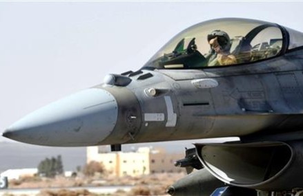 From Jordan base, UAE resumes airstrikes on Islamic State