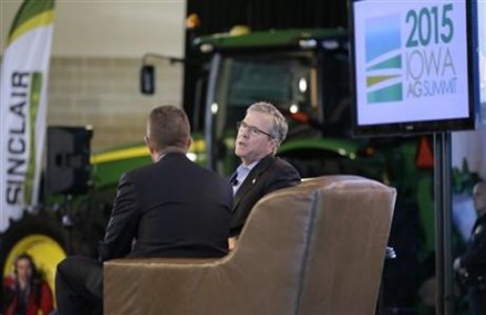 Jeb Bush jumps into retail politics of Iowa’s caucuses