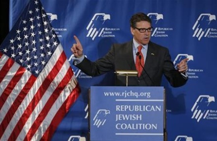 The Latest on GOP’s 2016 hopefuls: Perry calls for strong US