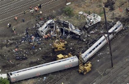 Investigators recover black boxes after train wreck kills 6