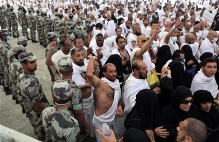 Islamic State group’s attacks in Saudi test security of hajj