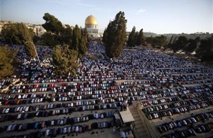 New clashes at Jerusalem holy site