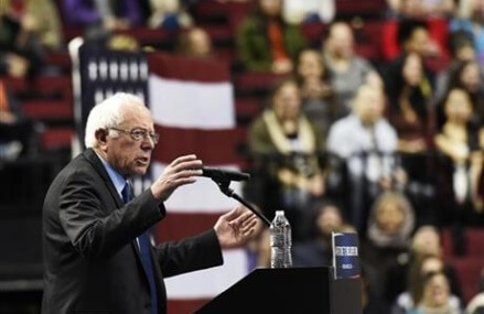 Sanders wins Alaska, Washington; Clinton holds delegate lead