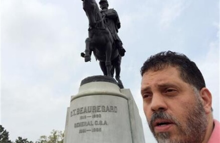 Removal of Confederate symbols turns nasty in New Orleans