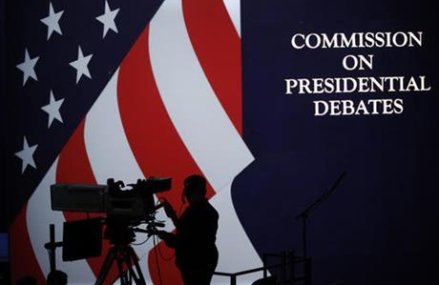 Debate Night: Clinton, Trump set for high-stakes showdown